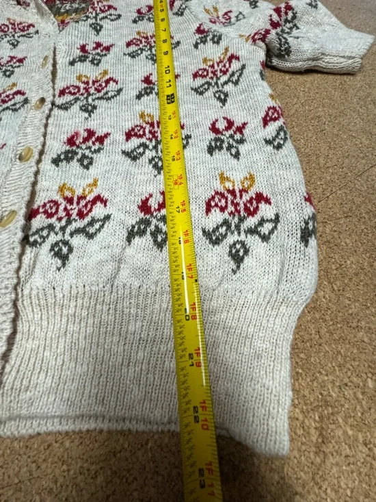 St Michael Vintage Floral Knit Cardigan Beige Cottagecore sweater UK 12/14 A4 - Picture 8 of 10